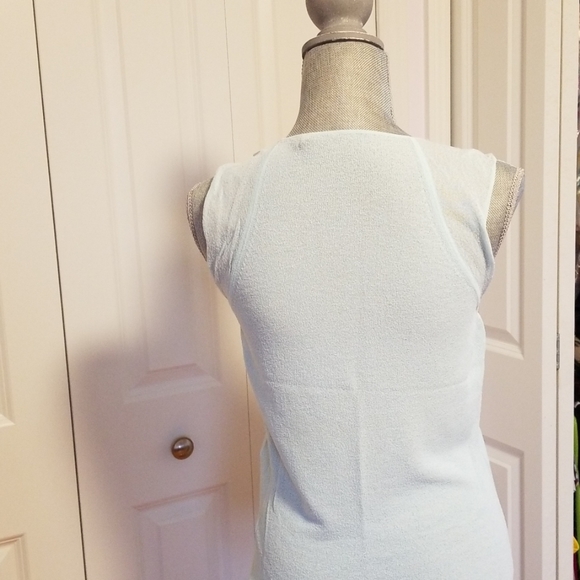 Top - Picture 4 of 6